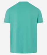 Remera deportiva color borgoña, de corte regular, con cuello redondo y mangas cortas. Confeccionada con tecnología Dry que facilita la evaporación del sudor.
