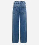 Pantalón de jean de corte recto, color azul, con tiro alto, bolsillos delanteros y traseros, cierre con botón y cremallera, y bajo a hilo.
