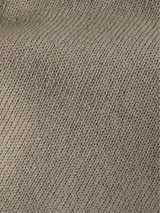 Sweater de lana merino color beige, de corte regular, con cuello redondo y logo de Calvin Klein bordado en el pecho.
