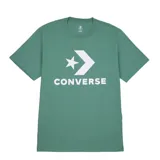 Remera verde con logo Converse Chevron estampado en blanco en el centro del pecho.