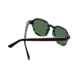 Lentes de sol con montura redonda negra y detalles estampados en azul, verde y amarillo.