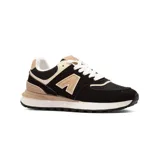 Championes urbanos American Sport modelo Mila 2.0, con capellada beige combinada con detalles en marrón, verde y rosa. Presentan una "A" en el lateral y suela marrón con base blanca.