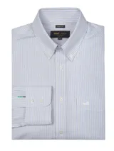 Camisa de hombre RKF, modelo WF PB, de manga larga con diseño a cuadros celestes y blancos. Tiene cuello abotonado, bolsillo en el pecho con logo bordado y tecnología wrinkle-free.