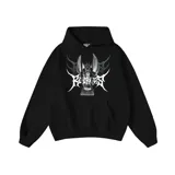 Canguro negro con capucha ajustable, doble estampa en el pecho con diseño de gárgola y texto con tipografía gótica. Corte oversize.