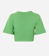 Blusa cropped de punto color verde, con escote cruzado en V y mangas cortas.