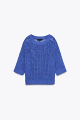 Jersey azul de punto calado con cuello barco y manga francesa.