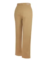 Pantalón de pierna recta color beige, tiro alto, con bolsillos estilo carpintero.