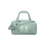 Bolso deportivo Under Armour Undeniable 5 Duffle XS, color verde agua con logo blanco. Cuenta con doble asa de mano, correa de hombro ajustable y múltiples bolsillos con cierre.
