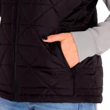 Chaleco negro acolchado con cierre frontal y bolsillos laterales con cierre.