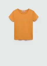 Camiseta blanca de algodón con logo 'Mango' estampado en dorado en el pecho.