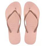 Sandalias Havaianas Slim color verde militar, con suela texturizada y tiras finas con logo en relieve.