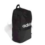 Mochila Adidas negra con logo blanco estampado.
