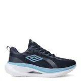 Championes de running Umbro Aerorun color negro con detalles en blanco. Presentan capellada de mesh y material sintético, suela de goma y logo de la marca en el lateral.