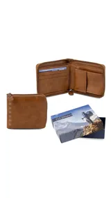 Billetera marrón de cuero sintético con cierre perimetral, doble compartimento para billetes, tarjetero integrado y bolsillo interno para monedas.