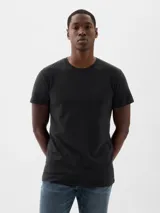 Pack de tres camisetas Gap de algodón, con cuello redondo y manga corta. Incluye una camiseta negra, una blanca y una gris.