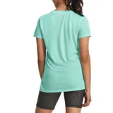 Remera Under Armour Tech Twist de mujer, color rosa jaspeado, de corte entallado, con mangas cortas y cuello en V.