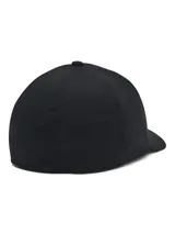 Gorro deportivo Under Armour Armourvent Stretch Fit negro con logo bordado en el lateral. Diseñado para mantener la cabeza fresca con rejillas de ventilación que permiten la salida del aire caliente.