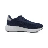 Championes Adidas Response Runner U, color azul marino con detalles en blanco y gris. Presentan las tres tiras características de la marca en los laterales y suela blanca.