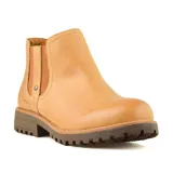 Bota marrón de cuero con elástico lateral, suela de goma y detalle de costuras en la base.