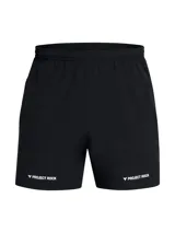 Short deportivo negro con logo Project Rock en blanco en ambas piernas.
