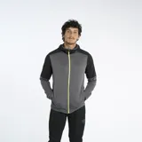 Campera con cierre frontal completa en color gris y negro, de material ligero y cómodo ideal para actividades deportivas.