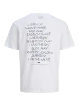Remera blanca de manga corta con cuello redondo y corte relajado. Estampa en el pecho con el logo de la banda británica Oasis y un diseño de pase de acceso "All Areas".