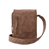 Bolso de mano marrón con correa ajustable para colgar al hombro, cierre con cremallera y solapa con broche imantado.