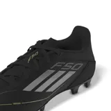 Championes de fútbol Adidas F50 Club MG, unisex, color negro con detalles plateados y dorados.
