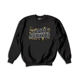 Buzo negro de algodón con cuello redondo y puños y cintura acanalados. Estampado frontal con el nombre de la banda "Arctic Monkeys" en letras doradas, un teléfono antiguo y la frase "Are you mine?".