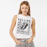 Musculosa blanca de algodón con estampado del logo de la banda The Rolling Stones y fechas de la gira Steel Wheels Tour.