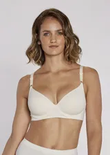 Soutien de microfibra color blanco, sin costuras, con aro y copa preformada. Breteles y tejido reforzado para mayor sujeción.