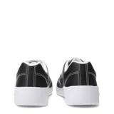Championes urbanos Converse Day One Court Ox, color negro con detalles en blanco.