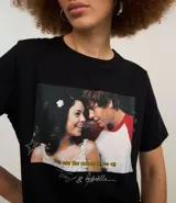 Remera negra de algodón con estampado de Troy y Gabriela de High School Musical.