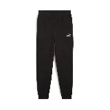 Pantalón de jogging negro Puma ESS con logo blanco estampado en el muslo izquierdo, cintura elástica con cordón ajustable y puños elásticos.