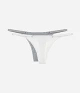 Kit de dos bombachas colaless con hilo doble, confeccionadas en viscolycra acanalada con breteles finos laterales ajustables.