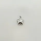 Dije con forma de estrella en plata 925.