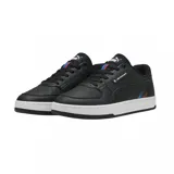 Championes Puma Caven 2.0 BMW MMS, color blanco con detalles en azul y rojo.