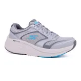Championes deportivos Skechers Max Cushioning Elite 2.0, color gris con detalles en celeste. Confeccionados en malla y material sintético, con cordones, plataforma acolchada ULTRA GO, plantilla Skechers Air-Cooled Goga Mat y entresuela Max Cushioning-Elite.