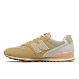 Championes New Balance modelo WL996CPD para dama, color beige con detalles en rosa y celeste, confeccionados en gamuza y malla.