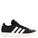 Championes Adidas Grand Court Base 2.0, color negro con las tres tiras blancas en los laterales y suela blanca.
