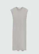 Vestido midi gris con mangas cortas y corte recto.