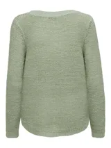 Sweater de punto color verde salvia, con mangas largas y diseño holgado.