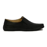 Zapato tipo rutero en color whisky, con diseño clásico y suela cómoda.