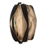 Bandolera Guess Eco Gemma color negro, confeccionada en nylon reciclado con herrajes dorados y logo triangular de la marca. Cuenta con correa regulable y desmontable, bolsillo frontal con cierre, cierre superior y compartimentos internos.