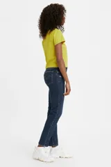 Jeans Levi's® 501® Skinny de tiro alto, pierna ajustada y bragueta de botones.