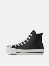 Zapatilla Converse Chuck Taylor All Star de caña alta, color negro, con plataforma blanca y cordones blancos.
