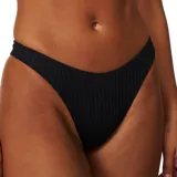 Bombacha de bikini negra de corte alto, estilo skimpy, con textura acanalada.