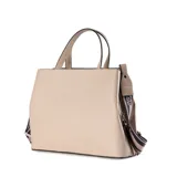 Cartera tipo tote de símil cuero color taupe, con doble asa corta y correa larga regulable con estampado de letras multicolor. Tiene cierre principal con botón imantado y solapa con logo XL grabado.