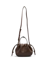 Bolso marrón con correa ajustable y desmontable, correa para hombro y asa simple. Cierre magnético y bolsillo interior.