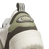 Championes Adidas ADI2000 color blanco, marrón y verde oliva.